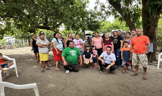 Photo of representatives of Funzel, wildlife conservation.